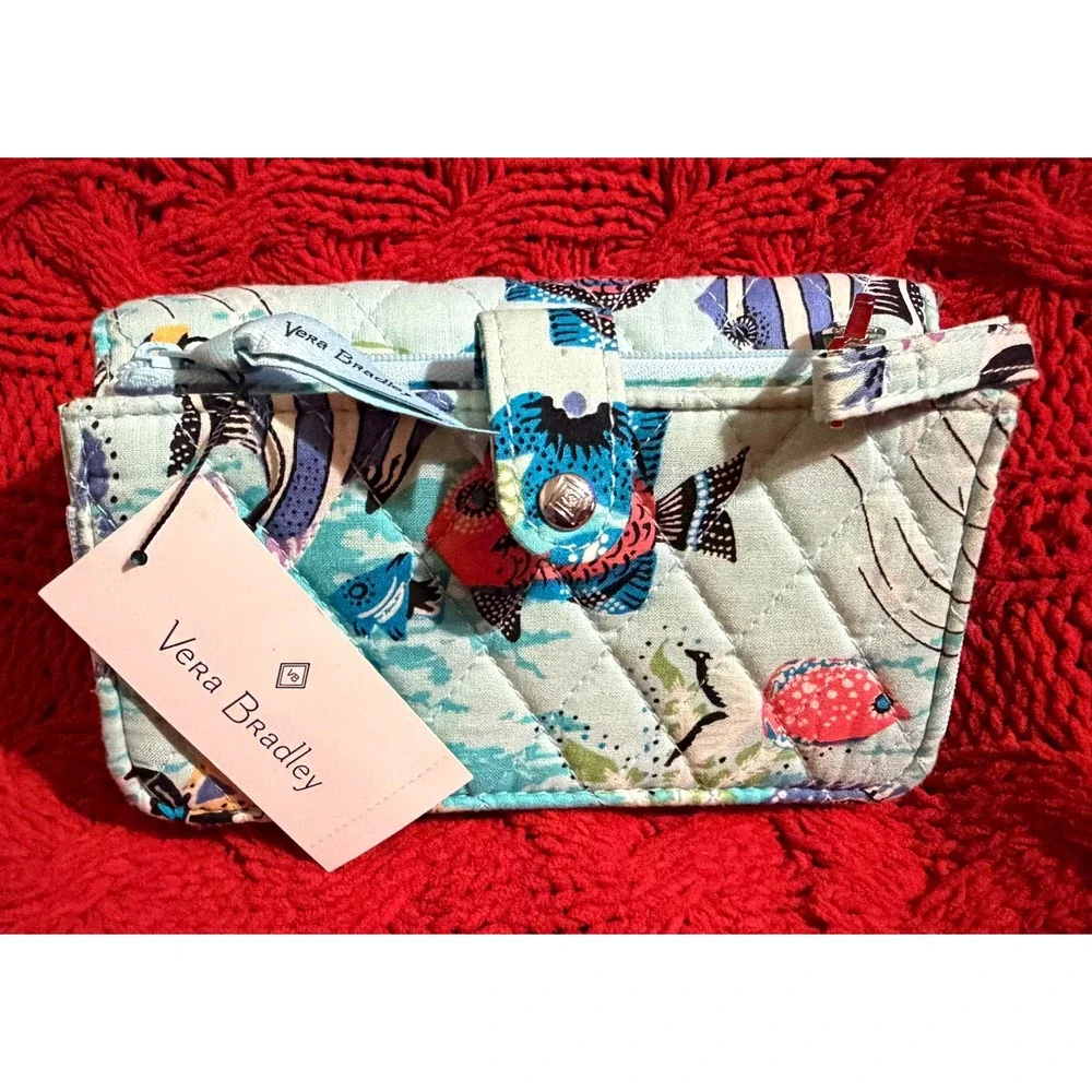Vera Bradley RFID Smartphone Wristlet Antilles Treasure Fish Quilted Blue 26324